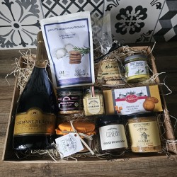 panier-gourmand-garni-souvenirs-en-Touraine.jpg